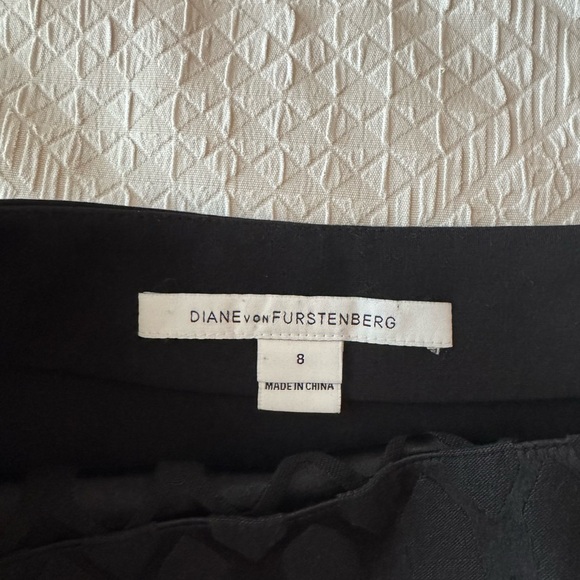 PERFECT Diane Von Furstenberg Textured Emma Black Diamond Pencil Skirt Sz 8 - Picture 3 of 5